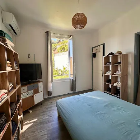 Apartmán 2p Calme, Parking, Proche Centre *